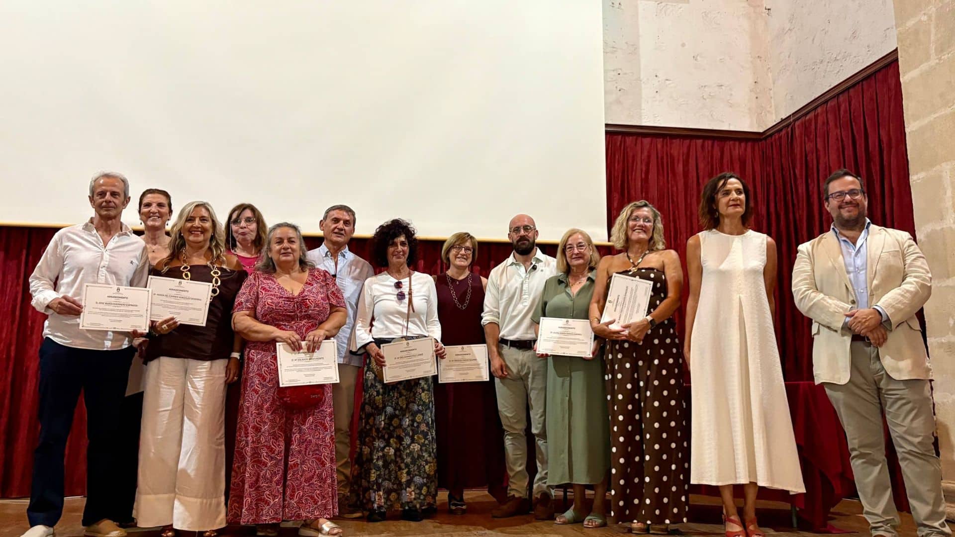 Imagen de la noticia: La Oferta Educativa Municipal reúne 92 actividades para conectar las aulas con El Puerto (Educación)